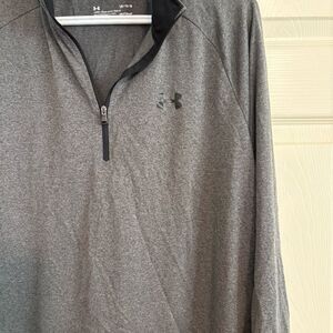 Under Armour HeatGear 1/4 zip long sleeve gray black trim Men’s Running